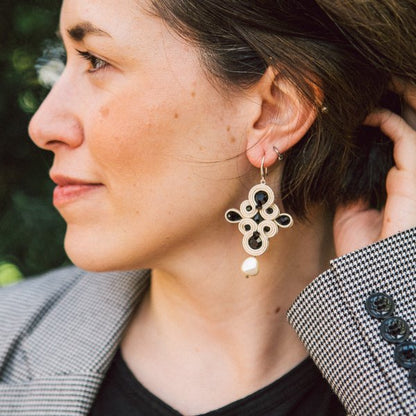 Pendientes Doña Macarena
