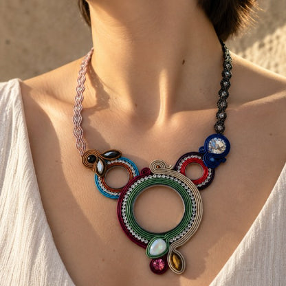Maxi collar Troya