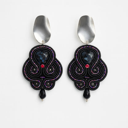 Pendientes Medianoche