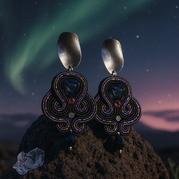 Pendientes Medianoche
