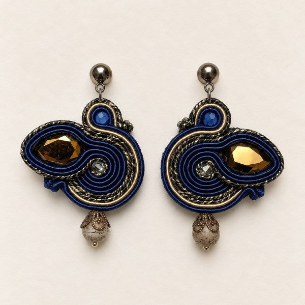 Pendientes Aegea