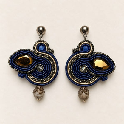 Pendientes Aegea