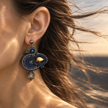 Pendientes Aegea