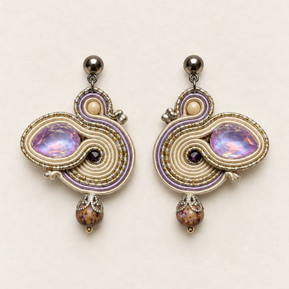 Pendientes Aegea