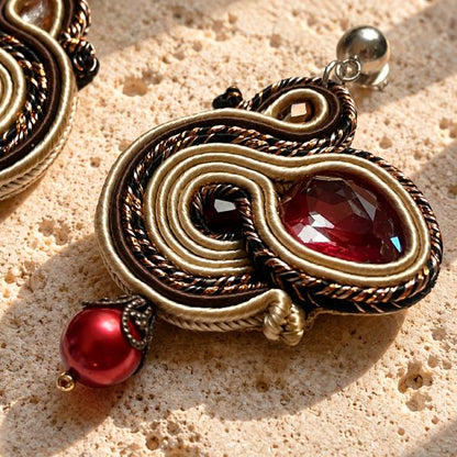 Pendientes Aegea