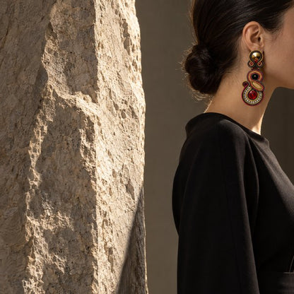 Bajo reserva - Pendientes Meteora
