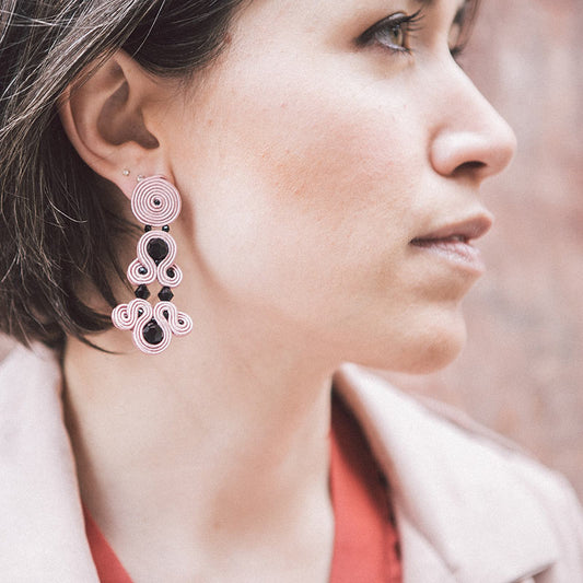 pendientes versalles pétalo qordatta
