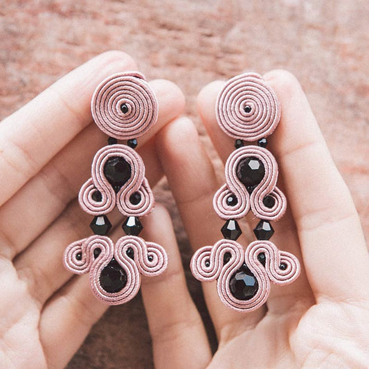 pendientes versalles pétalo qordatta