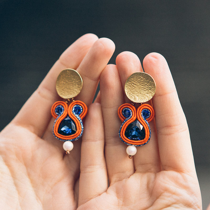 pendientes zambeze naranja y azul qordatta